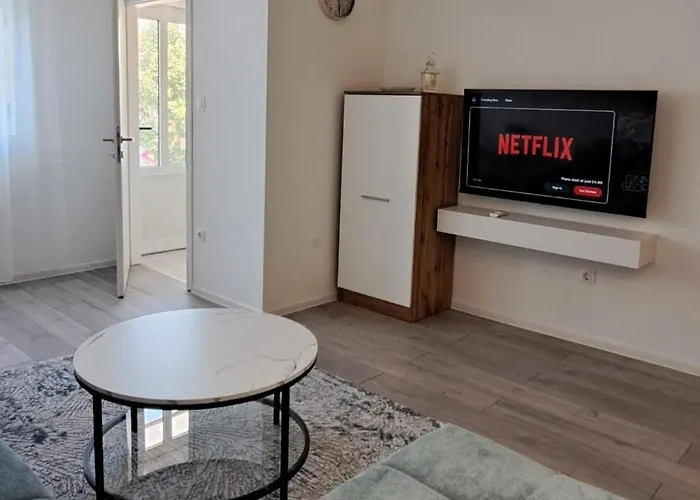 Amora - Free Parking * Mostar