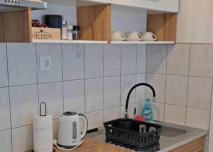 Amora - Free Parking * Mostar